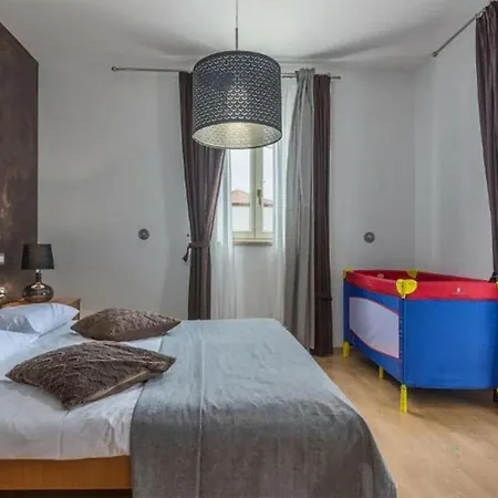Beautiful Home In Koromacno-Brovinje Casa vacanze Viskovići